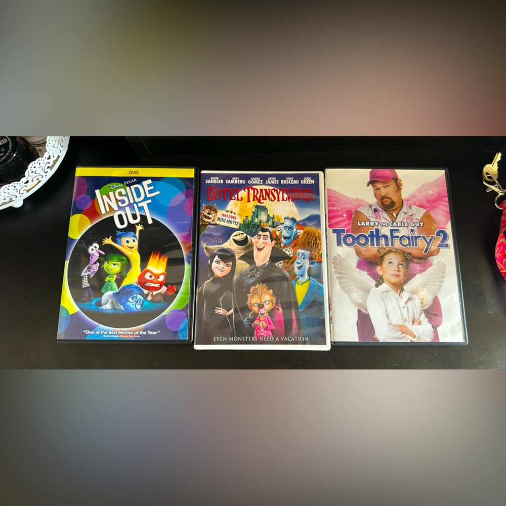 Multiple movies/DVDS